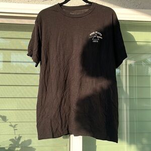 Pink Floyd Unisex Size large Black
Graphic Tee